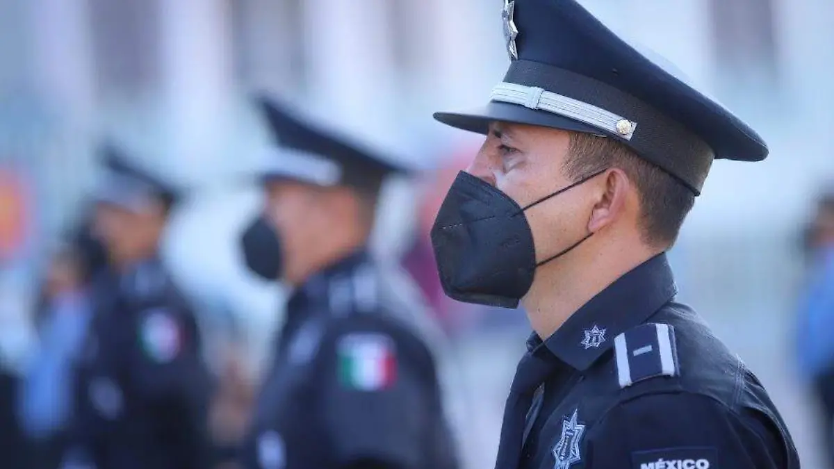 POLICIA LEÓN (2)